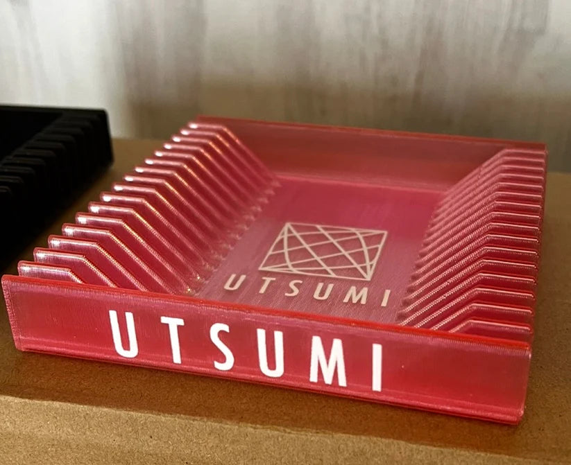 Utsumi Comb/Shear stand